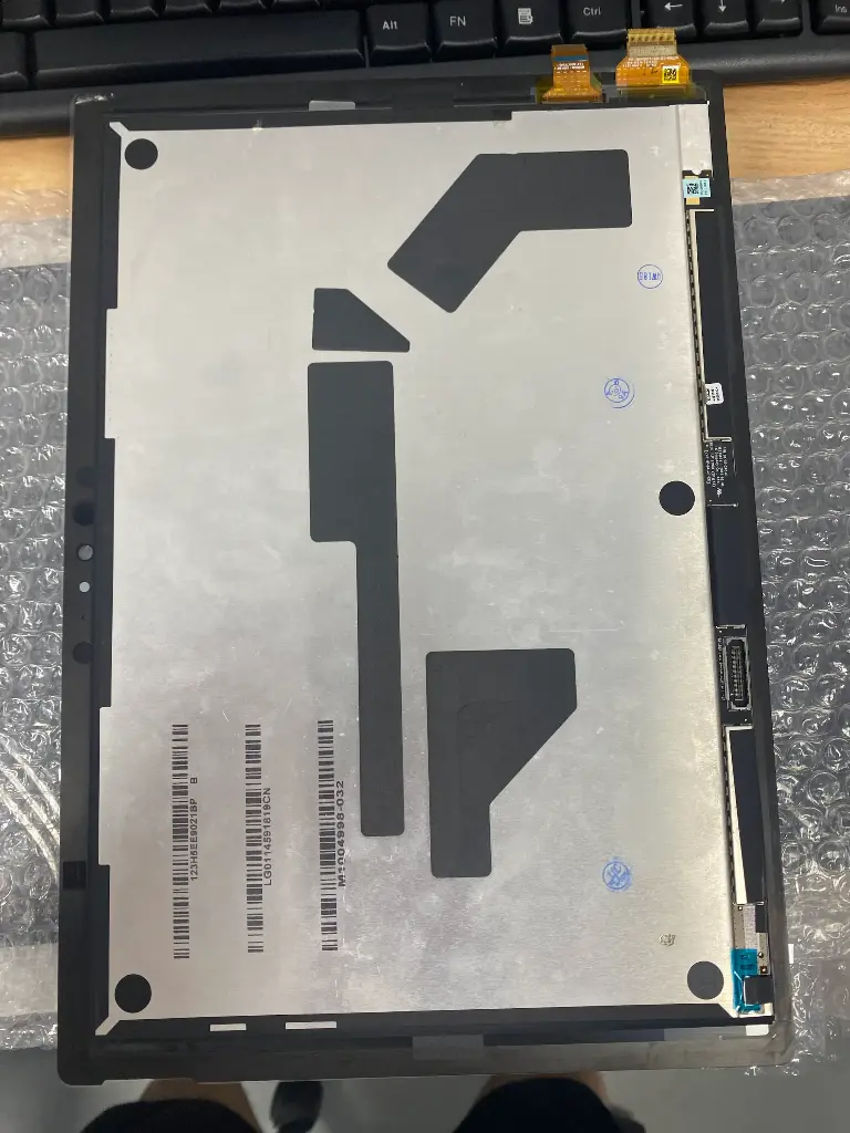 Surface Pro5-6 /pro 7(1796-1807) フロントパネル (12.3インチ) 黒（再生品）　