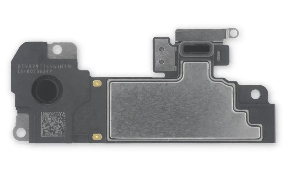 iPhone XR イヤースピーカー