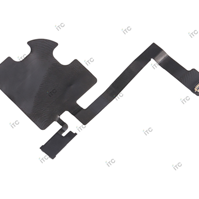 iPhone 15Pro Max フロントセンサー