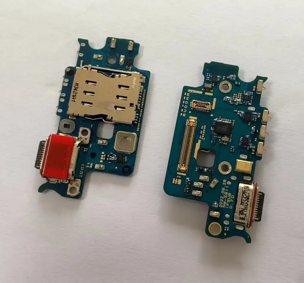 Galaxy S23 (SCG19-SC-51D-SM-S911J-SM-S911D-SM-S911C) ドックコネクター 基盤付き