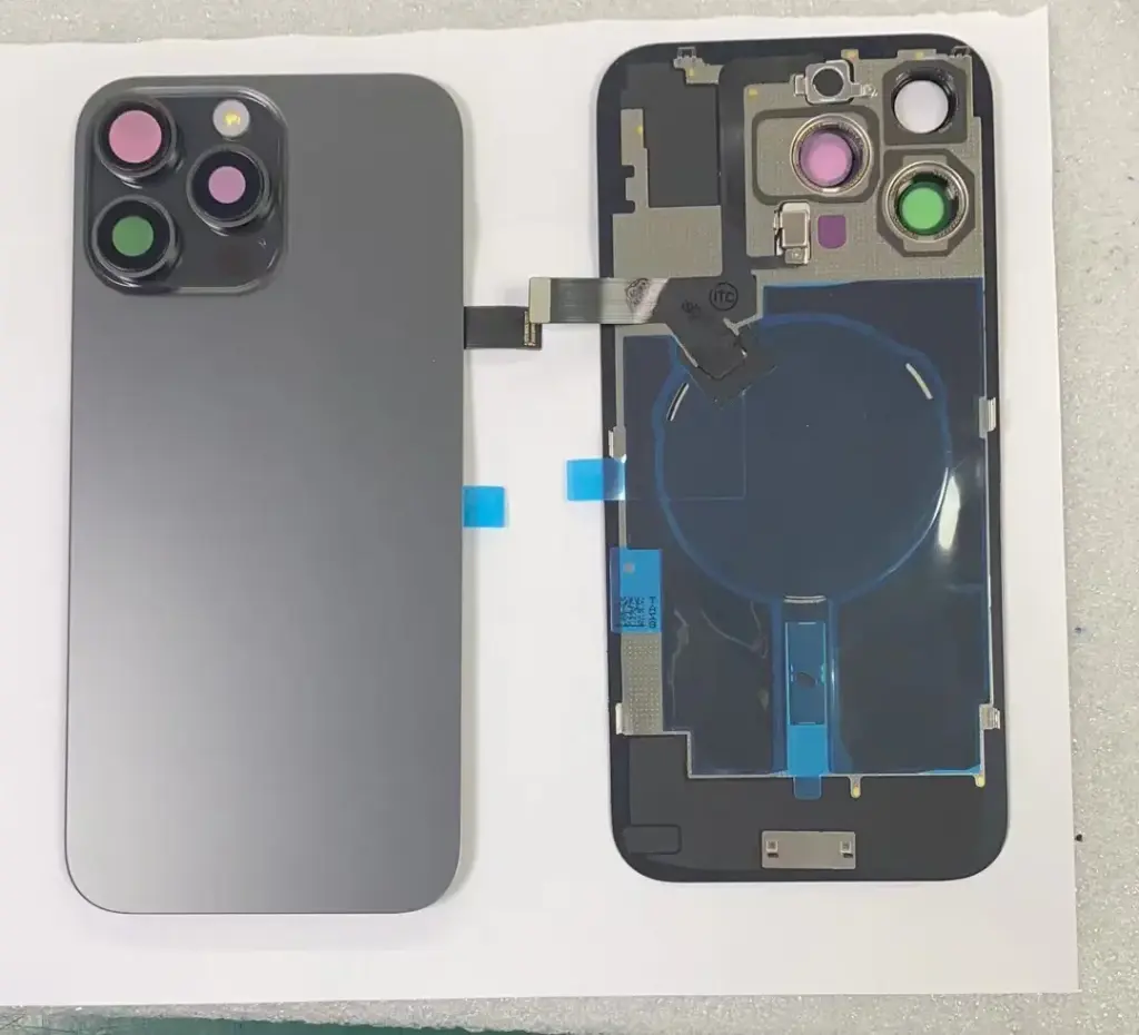 iPhone16ProMaxバックガラス互換品（レンズ＆MagSafe付き）黒 ロゴなし