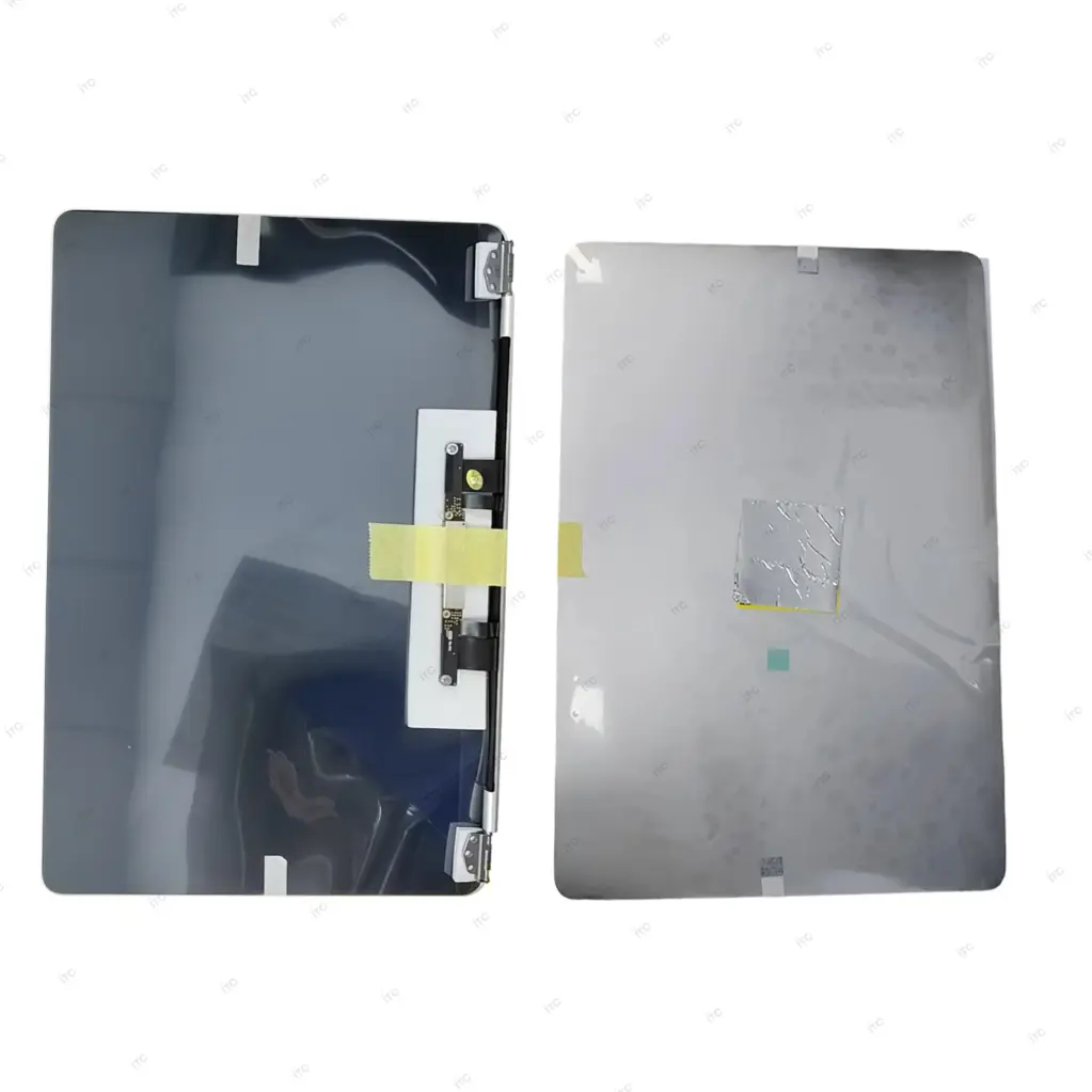 Mac book air A2337 液晶 シルバー