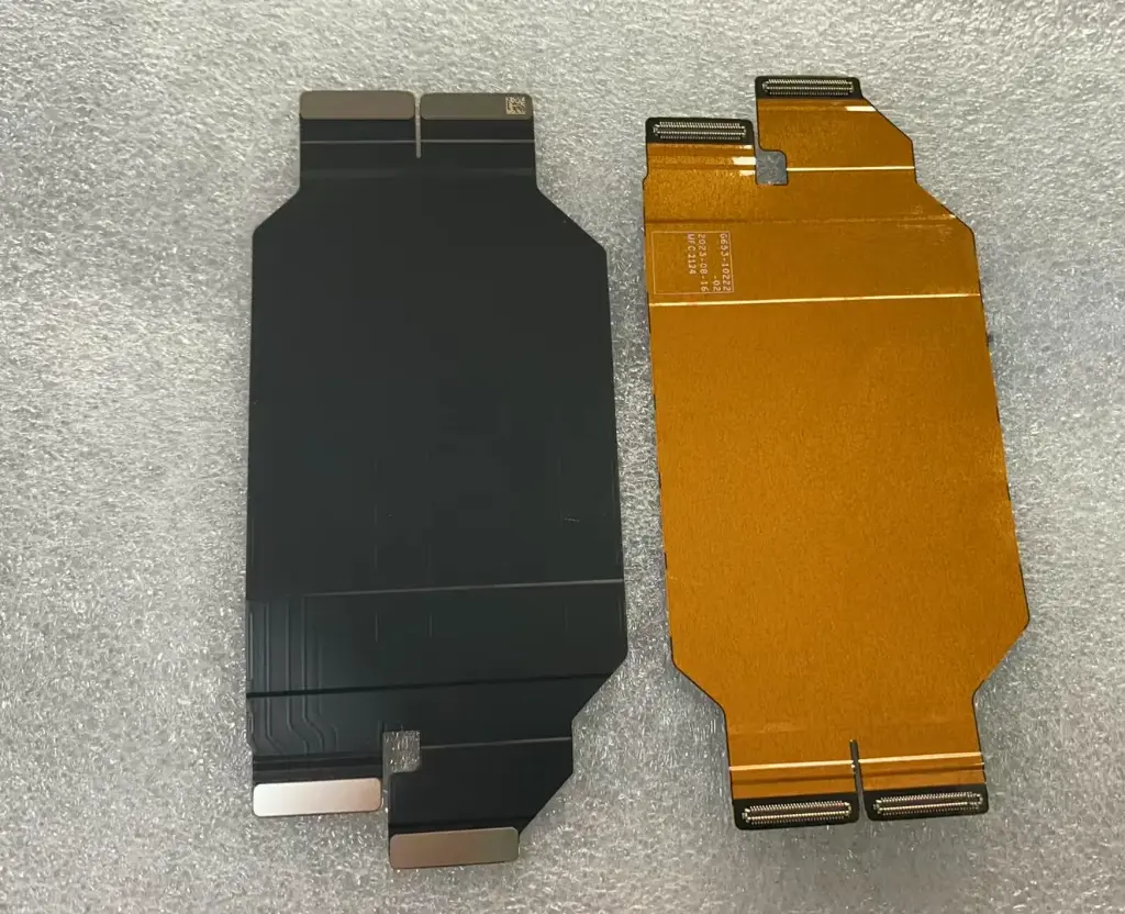 Google Pixel 9 サブ基板からメイン基板への接続ケーブル