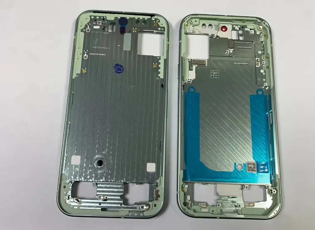 Google Pixel 9 ミドルフレーム グリーン