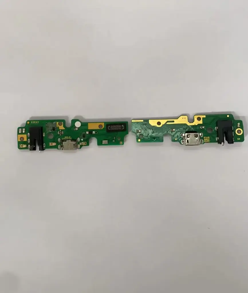 Tecno Spark 8  ドックコネクター