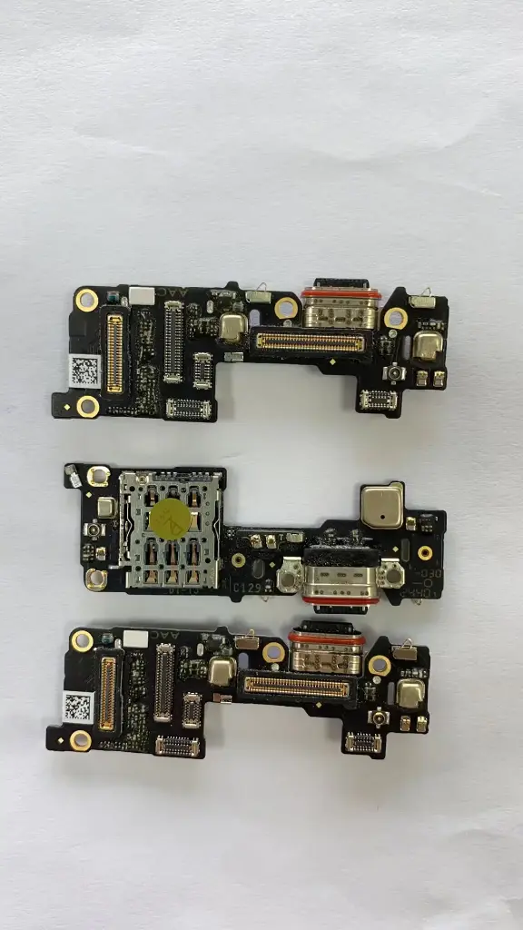 OPPO Find X8 Pro ドックコネクター