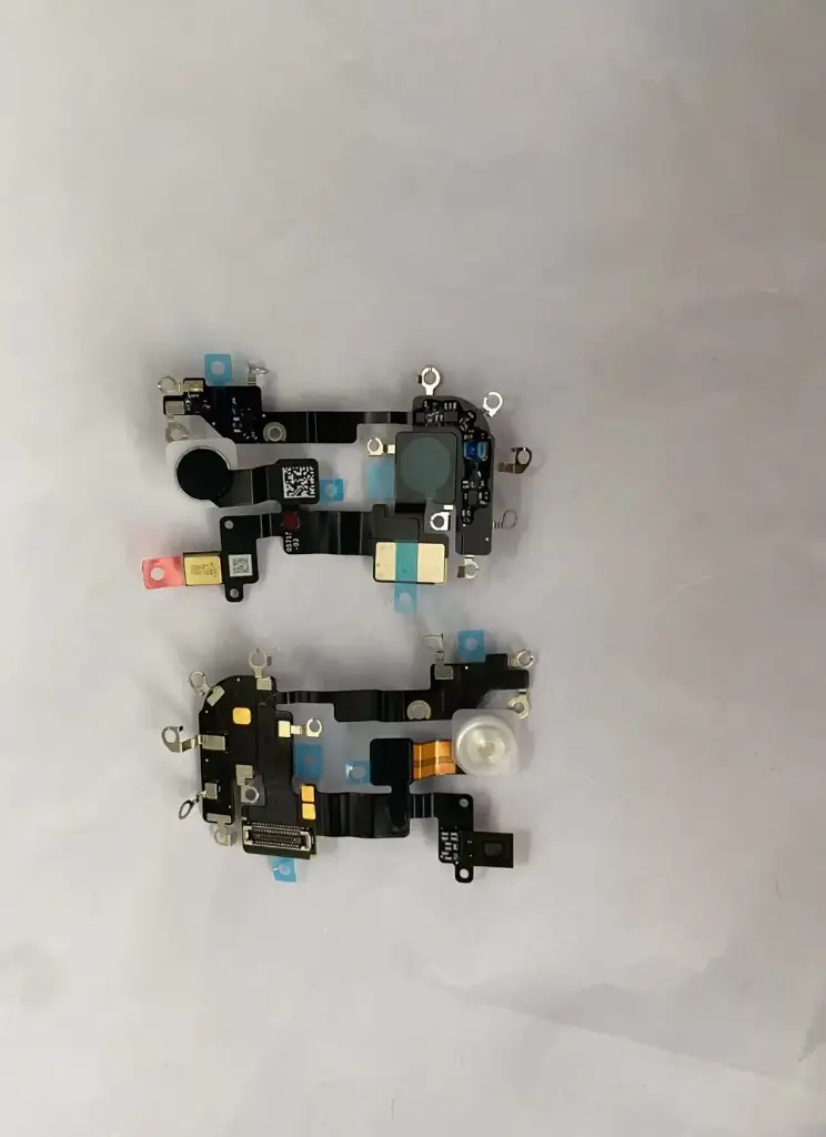 iPhone 17 Pro フラッシュケーブル