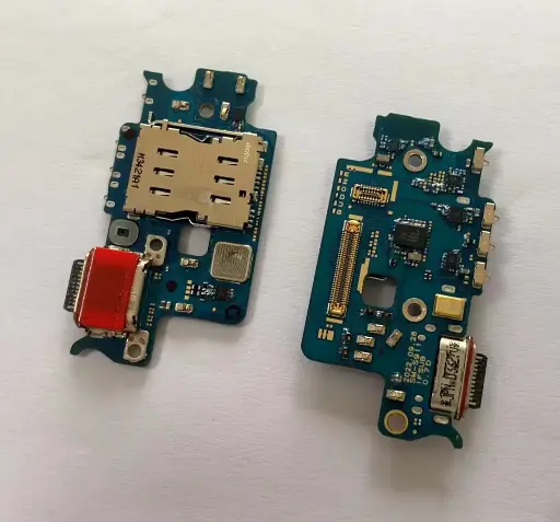 [S2455] Galaxy S23 (SCG19-SC-51D-SM-S911J-SM-S911D-SM-S911C) ドックコネクター 基盤付き