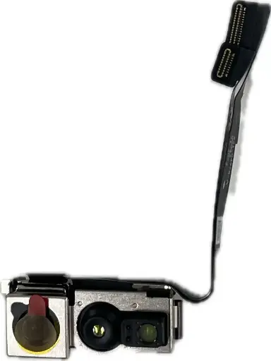 [S0626] iPhone 16 Pro インカメラ