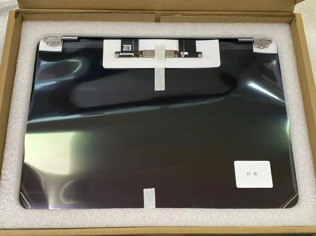 MacBook Air 13 inch  M1 A2337 2020 液晶 一体型(枠付) グレー