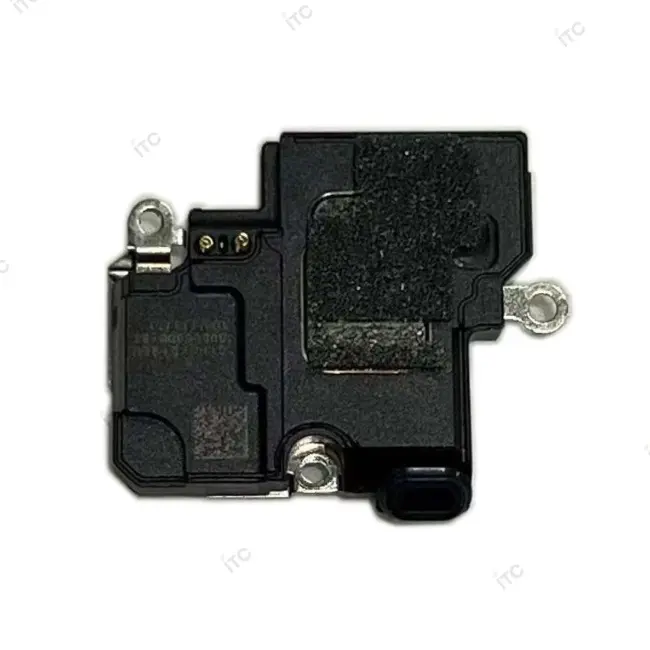 iPhone 15Pro イヤースピーカー