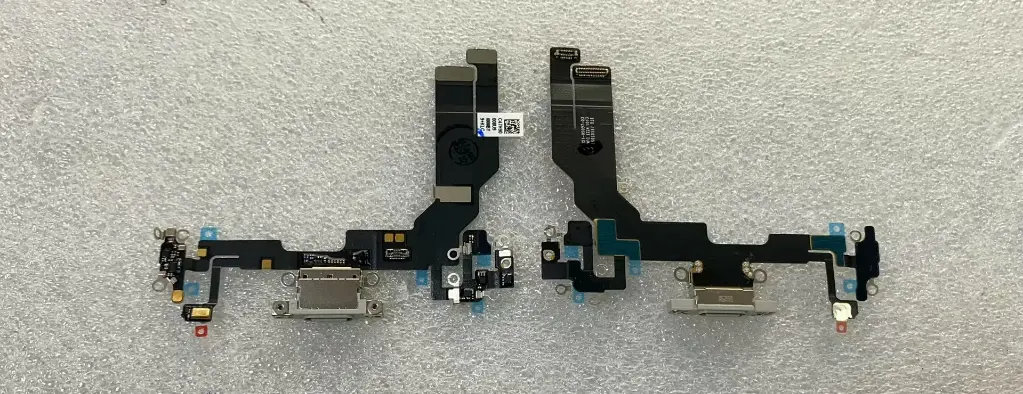 iPhone 16e ドックコネクター 白（取り外し品）