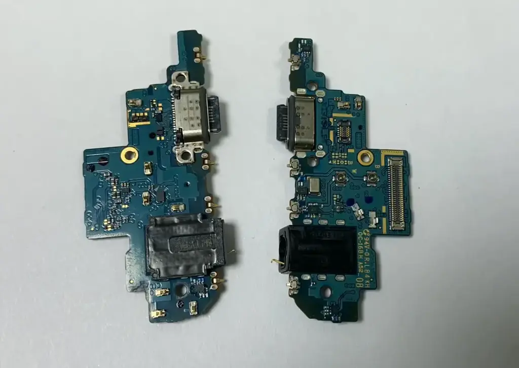 Galaxy A52 5G（SC-53B）ドックコネクター（基板）