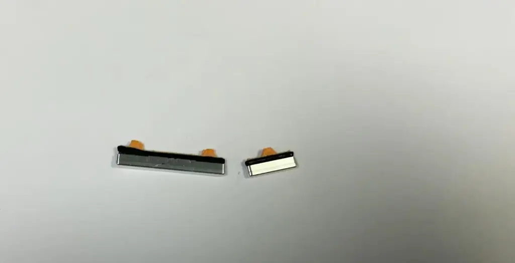 Galaxy A90 電源＆音量ボタン シルバー