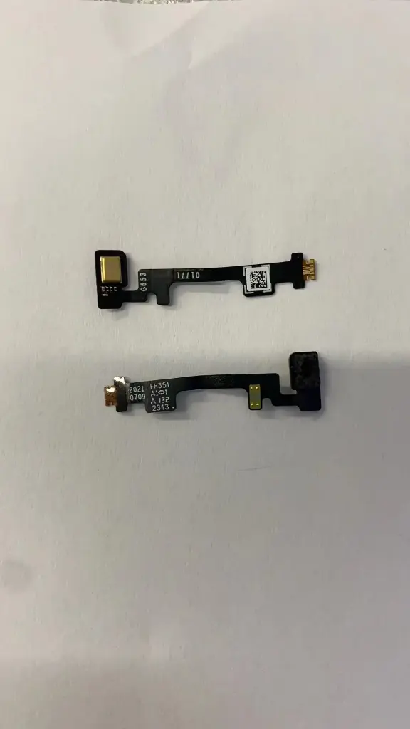 Google Pixel 7 マイクフレックスケーブル