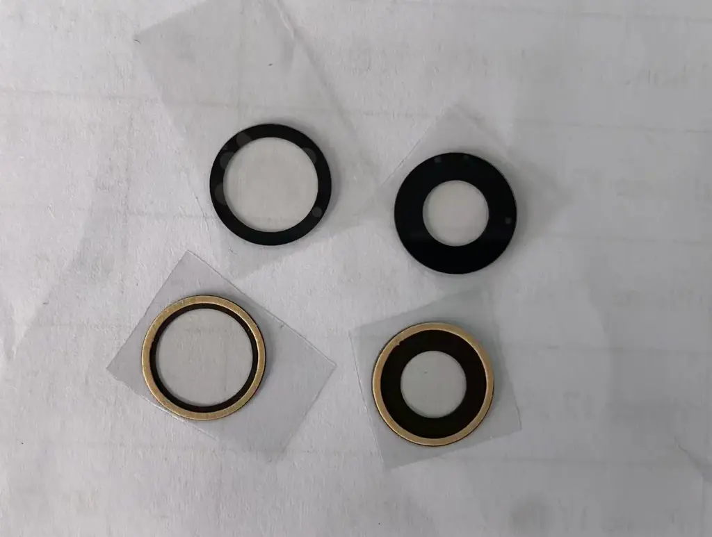 iPhone 17 カメラレンズ枠無し（1セット）