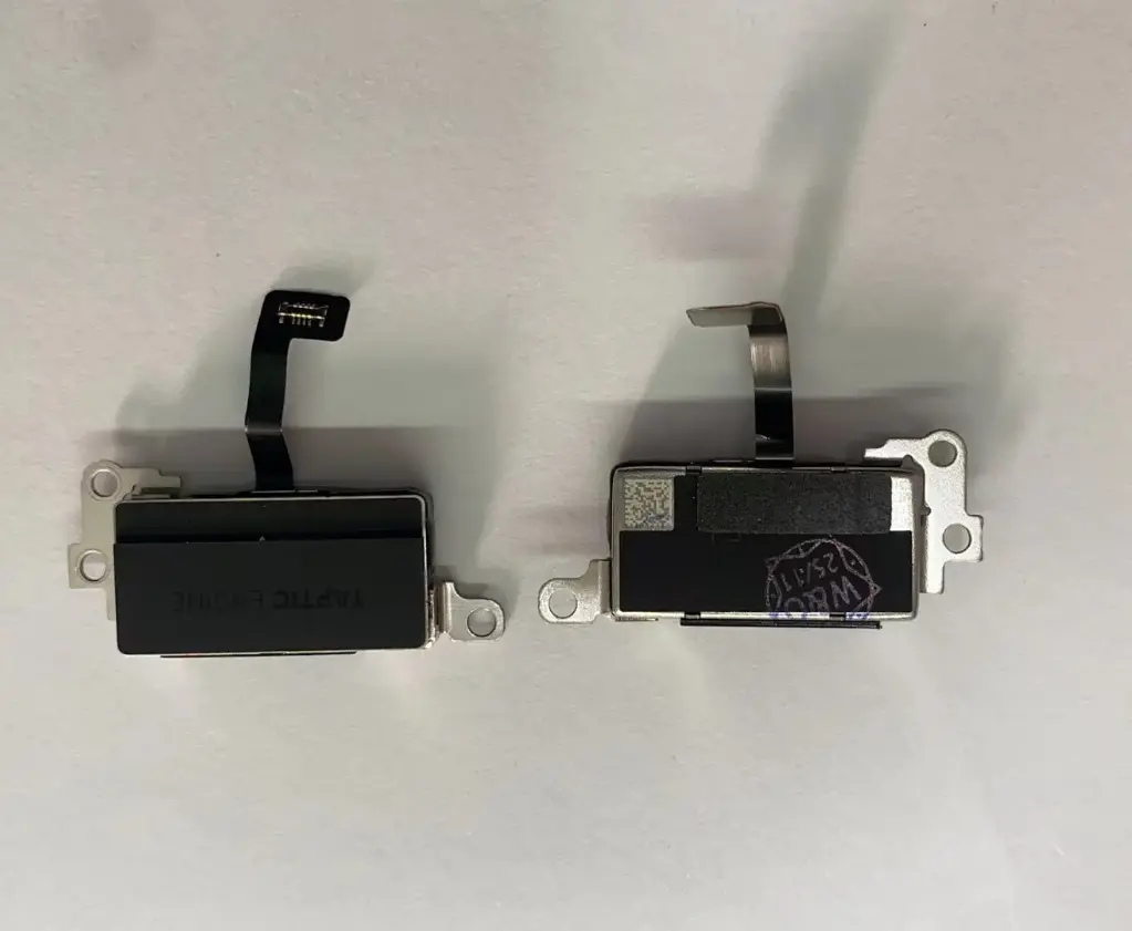 iPhone 17 Pro Max バイブレーター