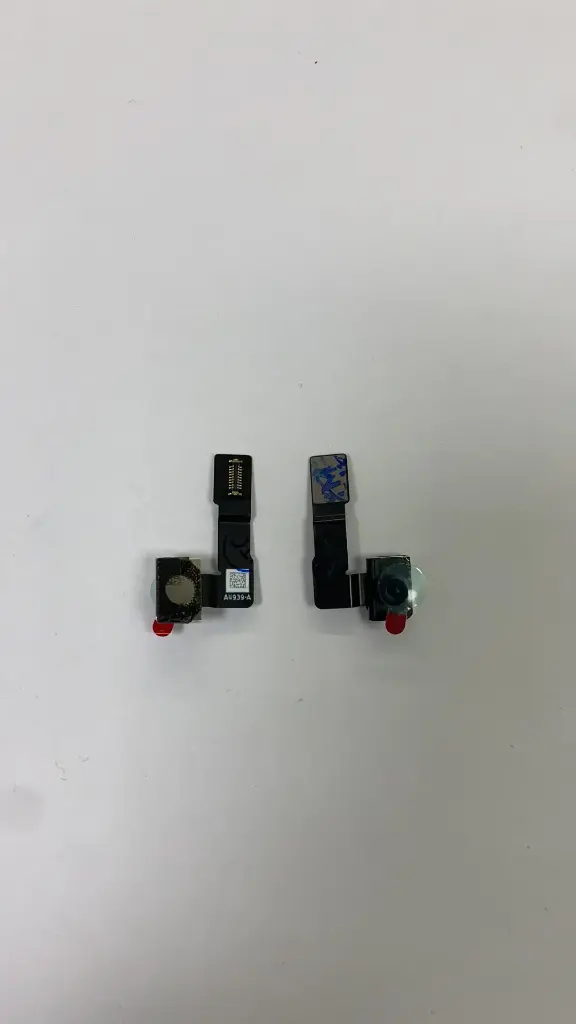 iPad Air 13 インチ (M2) 2024/(M3)2025  フロントカメラ（取り外し品）