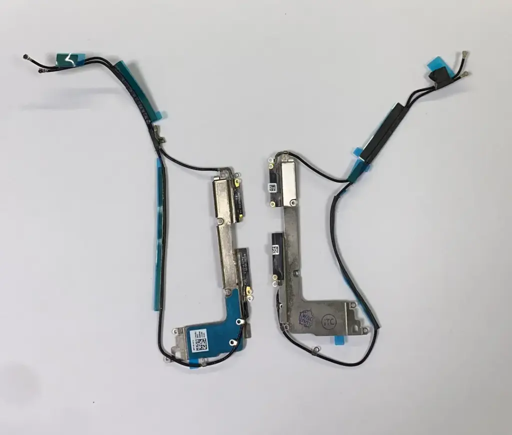 iPad (A16) 2025 (第11世代) WFI アンテナケーブル