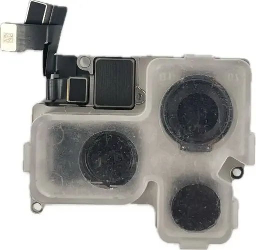 [S0622] iPhone 16 Pro アウトカメラ