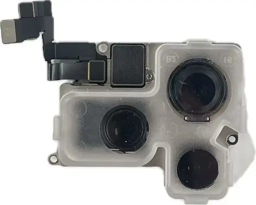 [S0623] iPhone 16 ProMax アウトカメラ